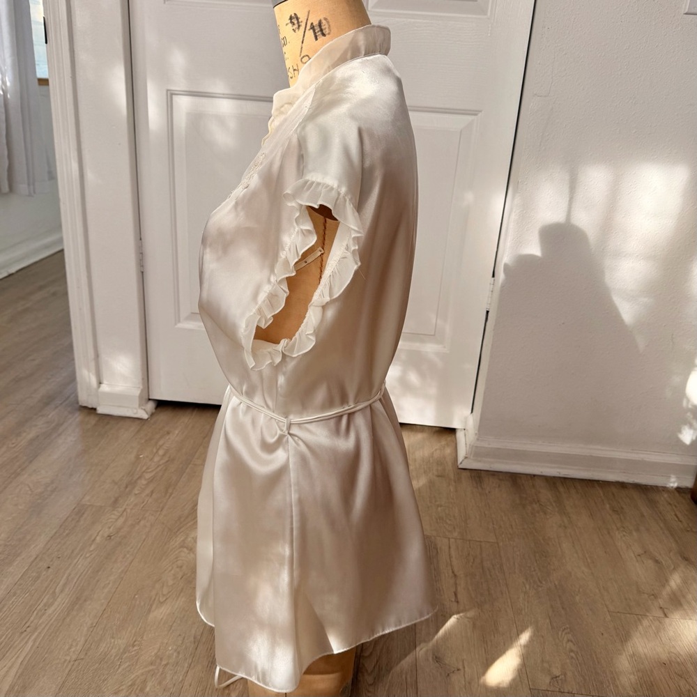 Linea Donatella beaded lace Embroidered Robe - Picture 5 of 6